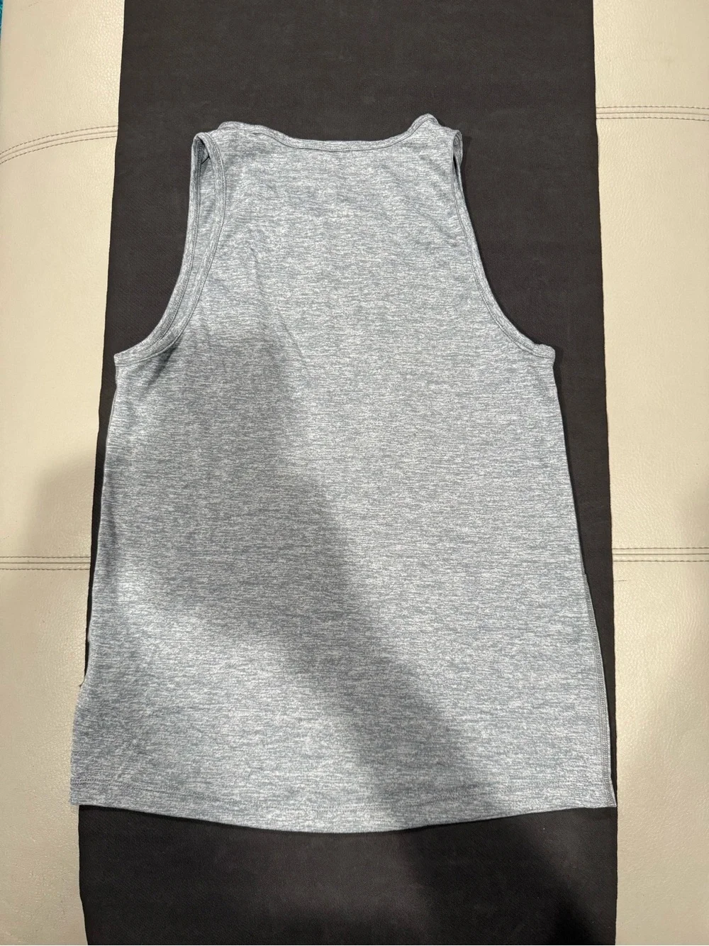 Nike Heathered Light Gray Athletic Tank Top NEW